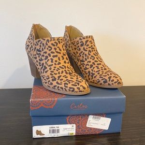Carlos Santana Tan Leopard Print Ankle Booties